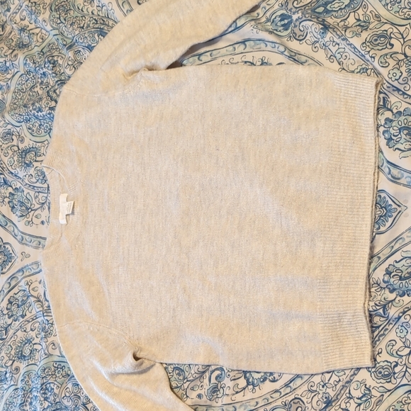Cream H&M Sweater - Picture 1 of 4